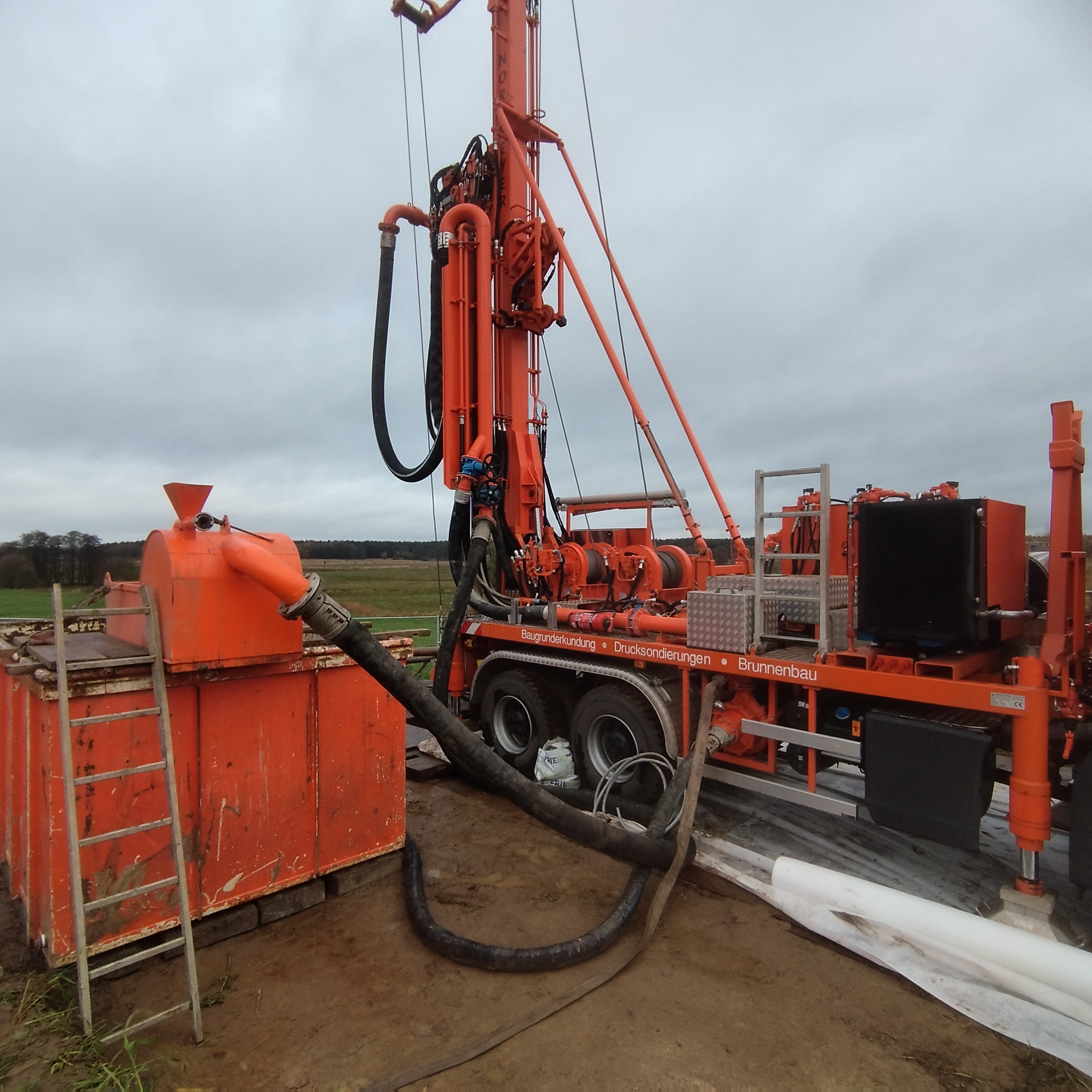 V&P_Active_+_Rig_Compressor_&_fluid_pump_1